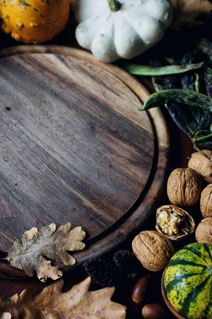 Fărăplastru: ingrediente proaspete pe masă